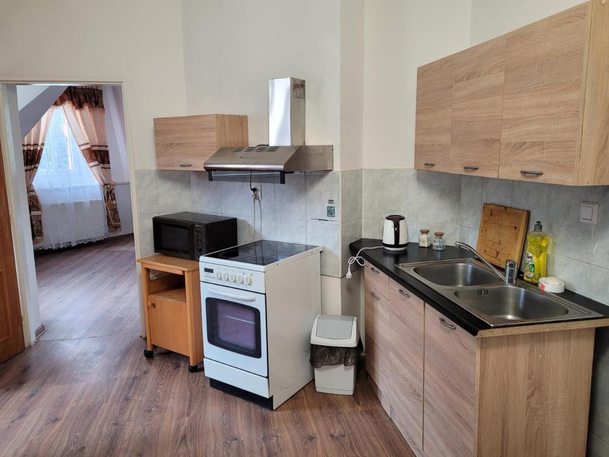 Studentska Apartments Karlsbad Exterior foto